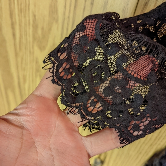 COPY - A+F Collection Lacy Little Black Dress sz Small - Picture 3 of 7